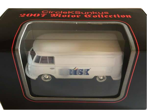 KYOSHO Volkswagen Miniature Car Collection Type 2 T1 Frisk 1/64