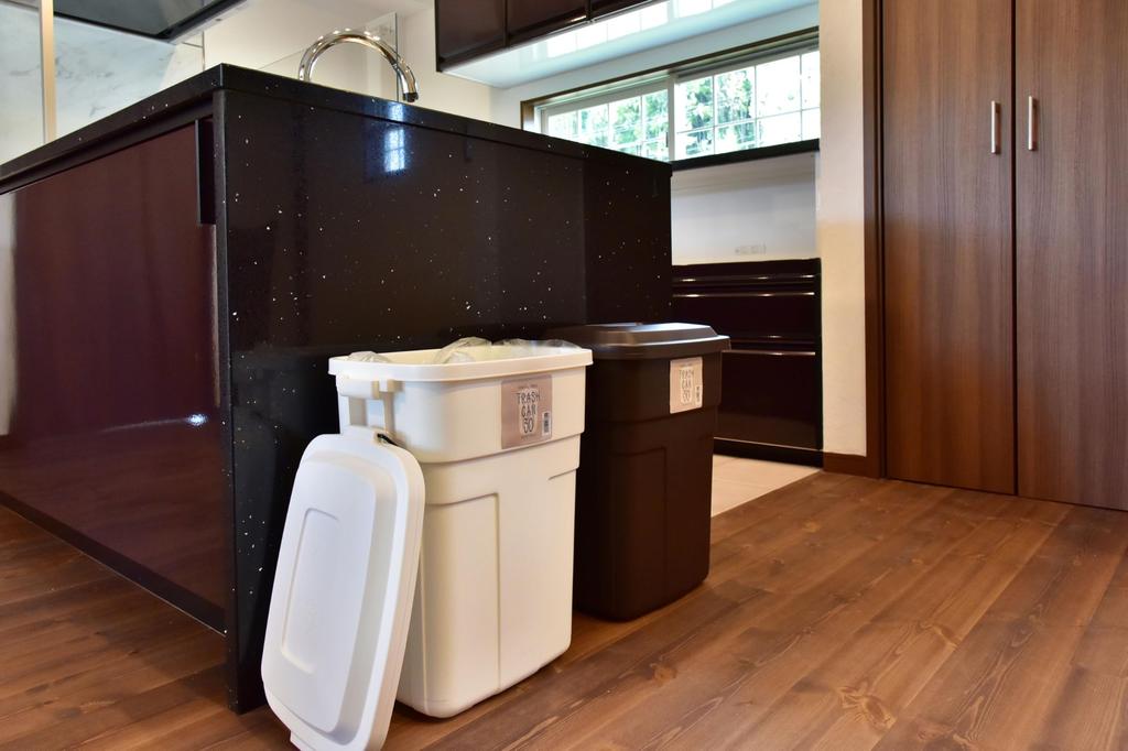 AZUMAYA Trash Can, 30L, Brown