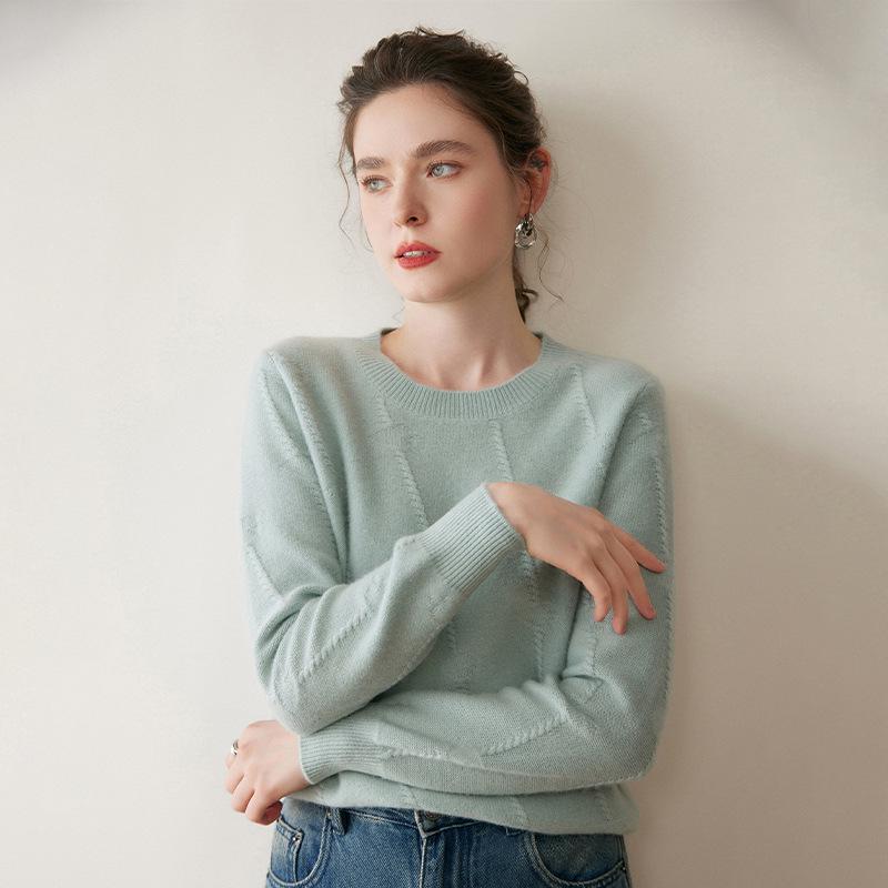 Women's Cashmere Round Neck Sweater: Autumn & Winter Knit Base Layer, Loose Versatile Design