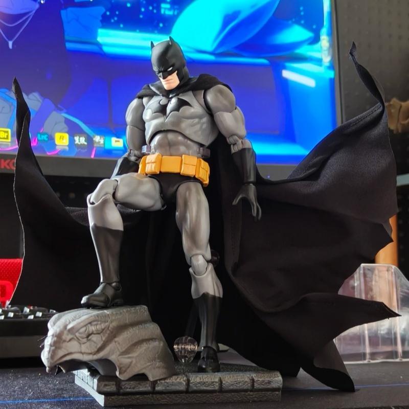 Ct Toys Batman Figure Batman Mafex 126 Action Figures Justice League Hush Figurine The Dark Knight Desk Collection Gifts Toy