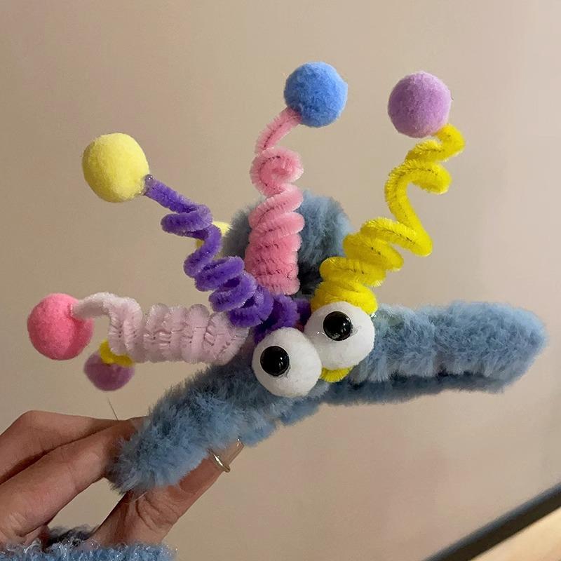 Bizarre Flamboyant~Small Niche Design Plush Grip Clip Large Autumn Winter Hair Women 2023 New Model Shark At Back Of Head