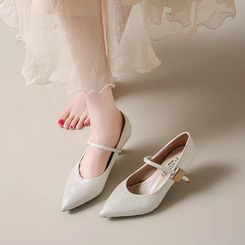 2025 New Outdoor Slip on Women's High Heels Pointed Toe Thin Heels Pumps Elegant Party & Dress Shoes Female Zapatos