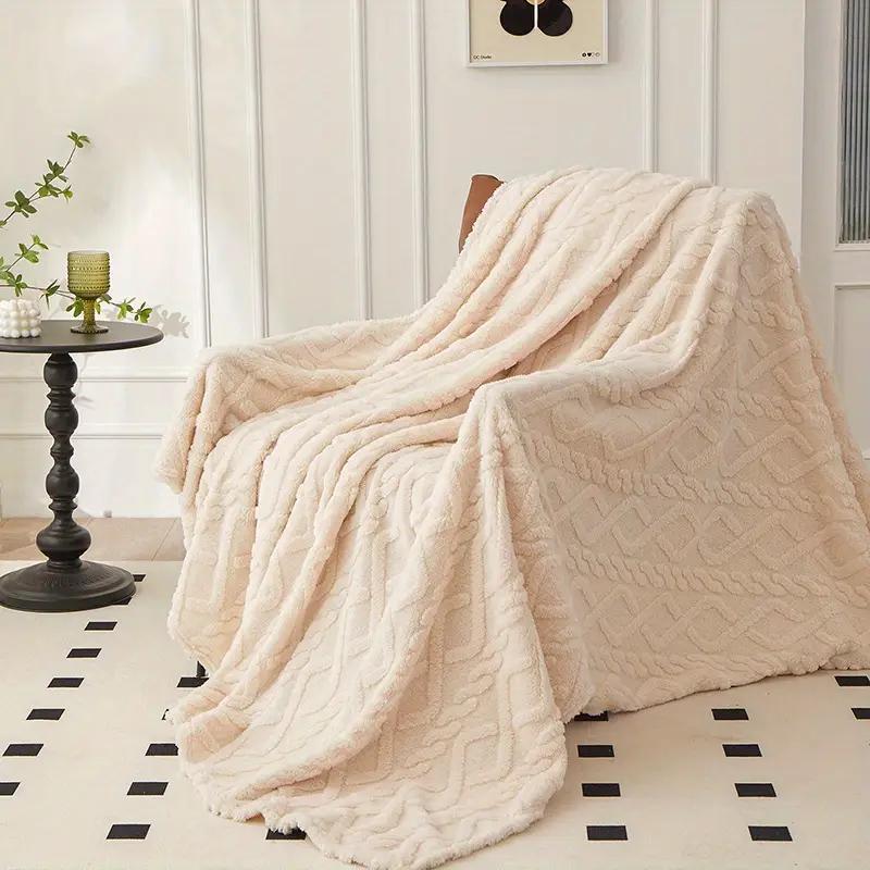 Luxurious Thick Taffeta Throw Blanket - Solid Color, All-Season Comfort with Modern Geometric Design, Perfect for Bed or Sofa