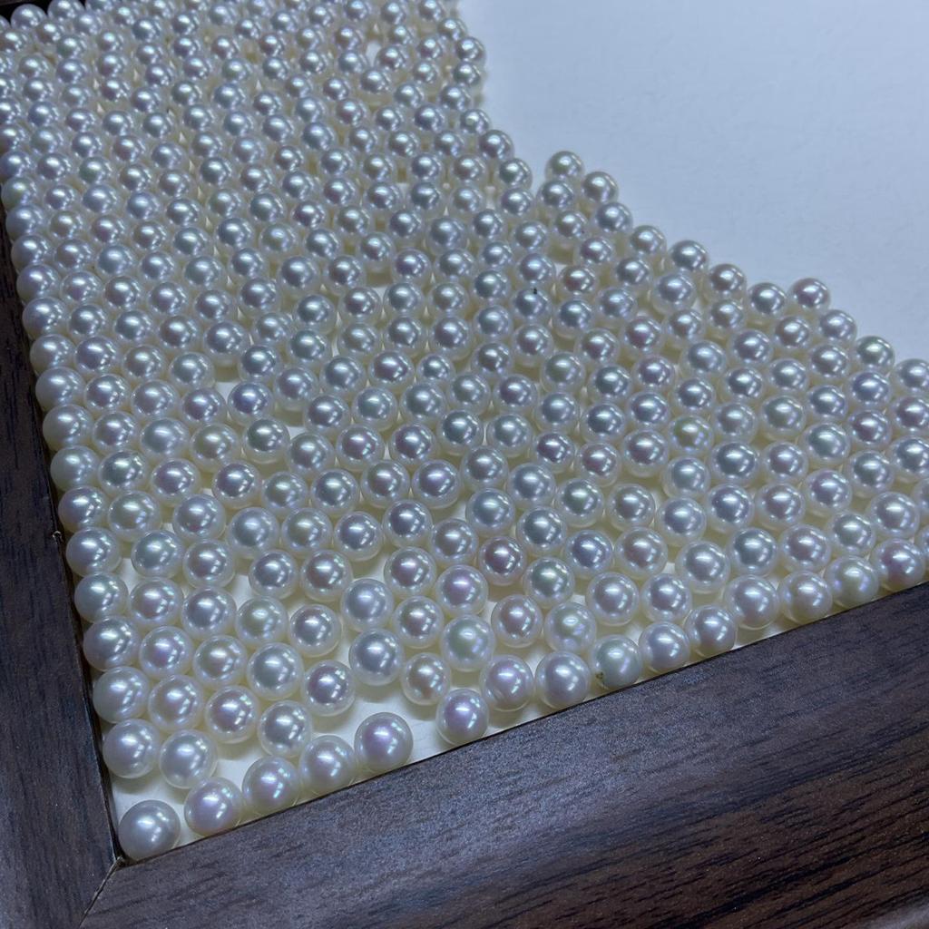 6-7mm White Freshwater Akoya Pearl Round Undrilled Beads