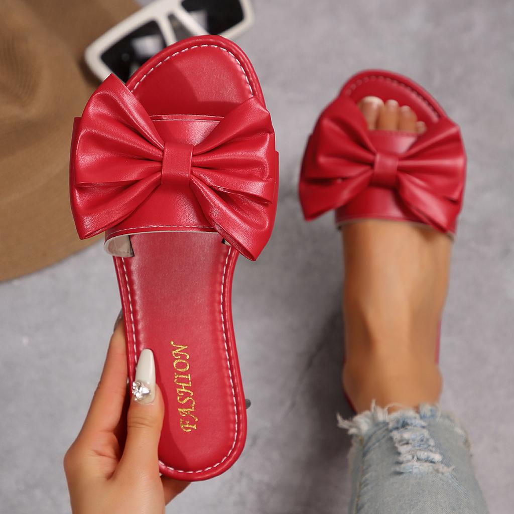 Fashion Women Slippers 2025 New Fashion Sandals Anti-slip Flat Plus Size Slippers Summer Lightweight Outdoor Shoes Women Slides Women