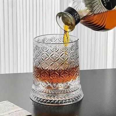 280ml Rotující sklenice na whisky Kreativní Prémiový pivní pohár Str Reliéfní pohár na alkohol se základnou Forma na přímé pití Sklenice na víno