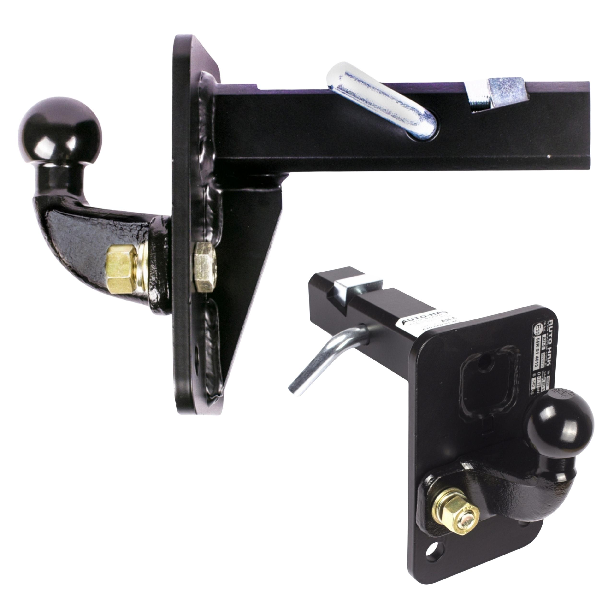 Towbar ball adapter with play adjustment