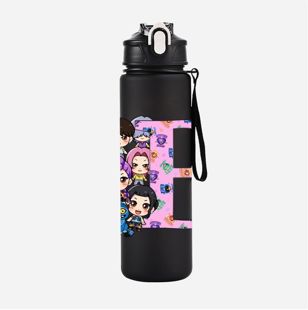 Borraccia da 750 ml 26 Lettere Inglesi K-Pop Demon Hunters Stampato Tazza da Bere di Grande Capacità Portatile per Sport all'Aperto Tazza da Acqua Regalo per Bambini