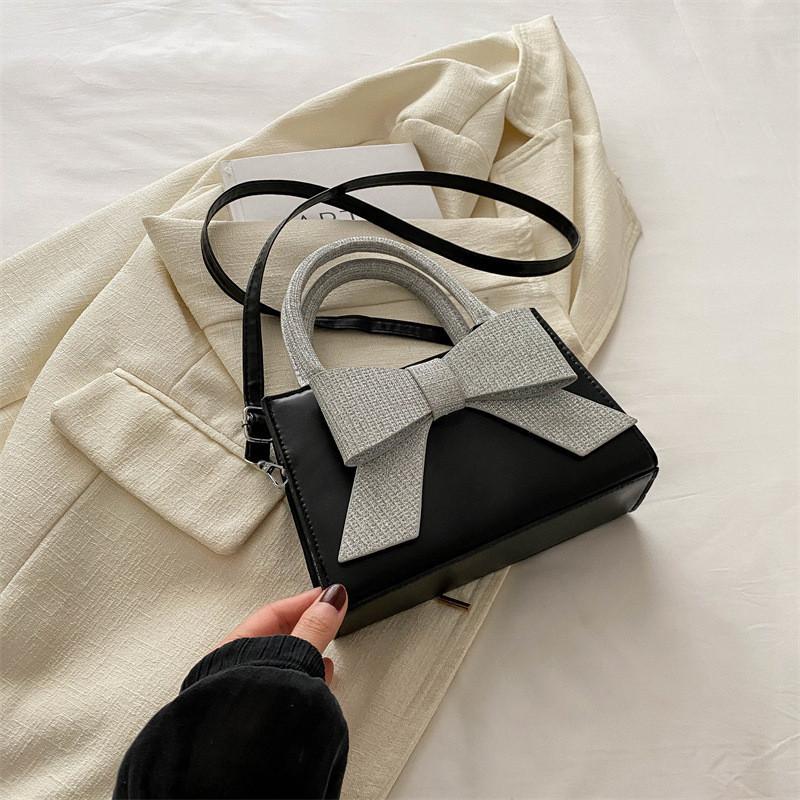 Adorable Korean Style Bowknot Handbag 2024 New Fashion Small Shoulder Bag For Casual And Commuting