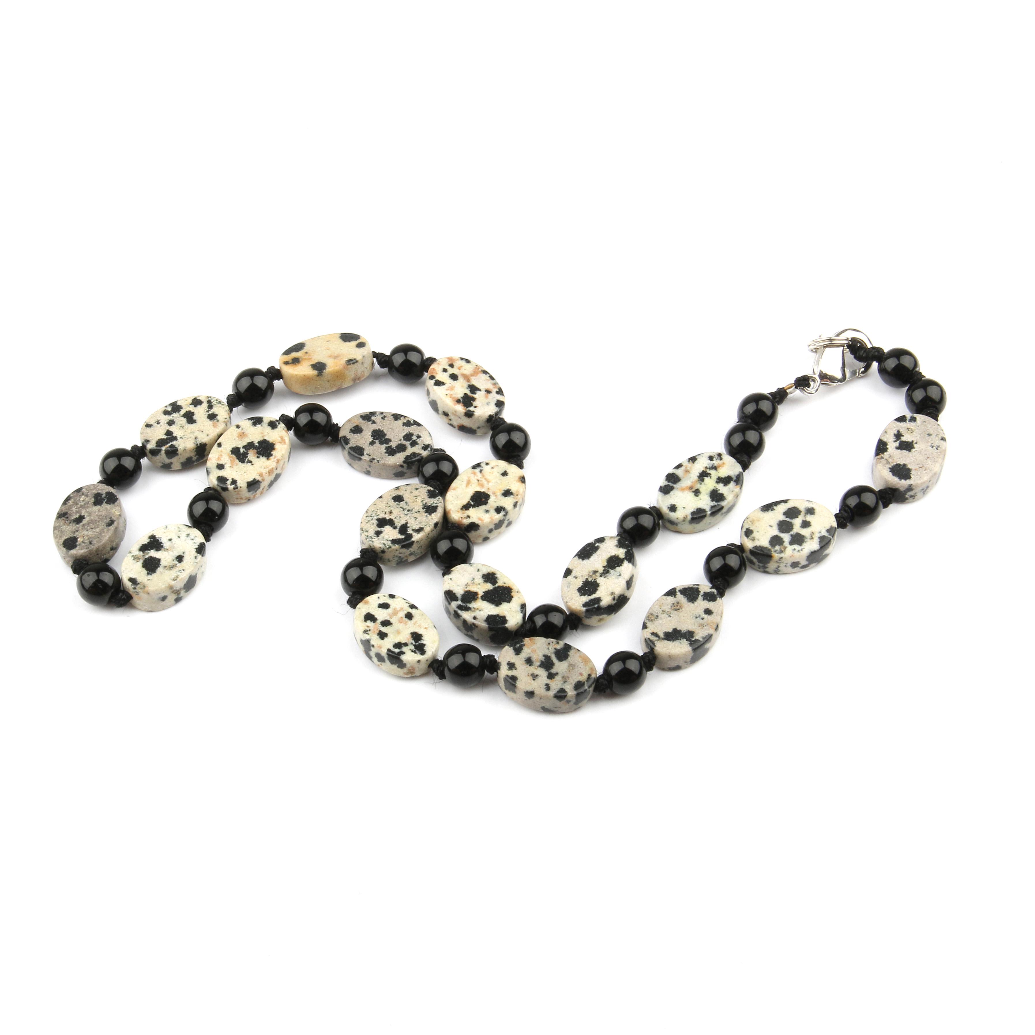 

Женские ожерелья из полудрагоценных камней