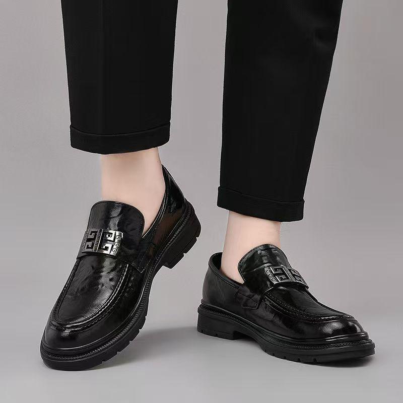 Spring new men's shoes genuine leather breathable one-pedal men's trendy versatile casual foot leather shoes