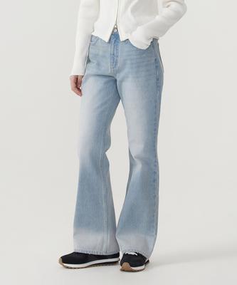 COVERNAT WOMAN Semi-Bootcut Denim Pants Light Blue
