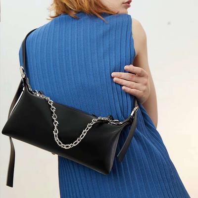 Spring and Summer Underarm Bag, Niche Baguette Bag for Women, Simple Hand-held, Trendy Chain, Single-shoulder Crossbody Bag