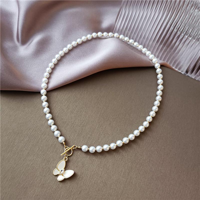 

Pearl butterfly necklace niche light luxury collarbone chain 2025 new trendy neck chain short sweater chain with accessories