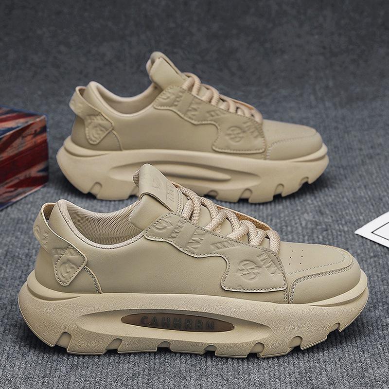 

Casual sports shoes men s bread men s shoes autumn 2024 new niche Harajuku style versatile trendy shoes student height increase 44