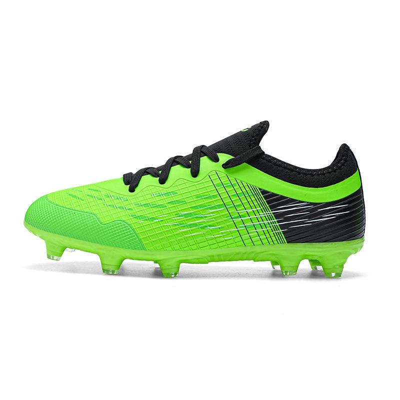 Unisex Non-Slip Black TF Soccer Shoes - Inspired by Ronaldo & Messi for Teens & Adults