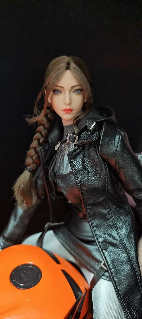 [TOYBARJAPAN] YMTOYS YMT049C Western Beauty Female Head for 1/6 Scale Action Figures (Body and Clothes Not Included)