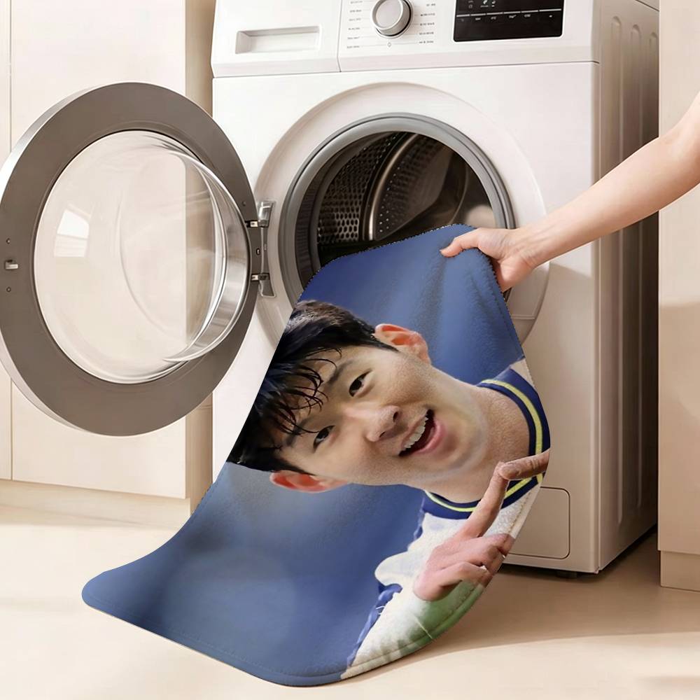 S-Son Heung-min Soft Comfortable Short Plush Rug Carpet mat Anti‑Slip Floor Mat Machine Washable Home Decor