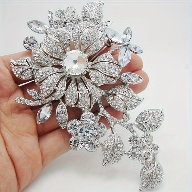 [Elegant Floral Brooch] 1pc Elegant Floral Brooch | Sparkling Rhinestone, White Golden-Plated Intricate Leaf & Flower Design - Women's Fashion Accesso