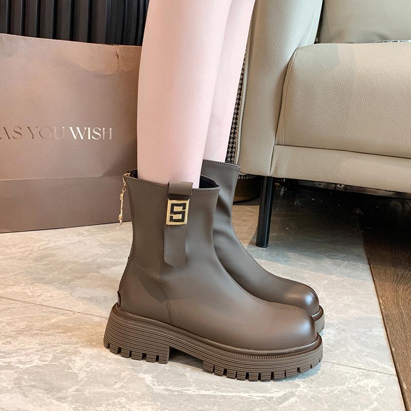Thick-soled Chinese Heel British Style Chelsea Short Boots Women's 2025 Winter Heightening, Zipper Heightening After Fried Street Martin Boots Tide