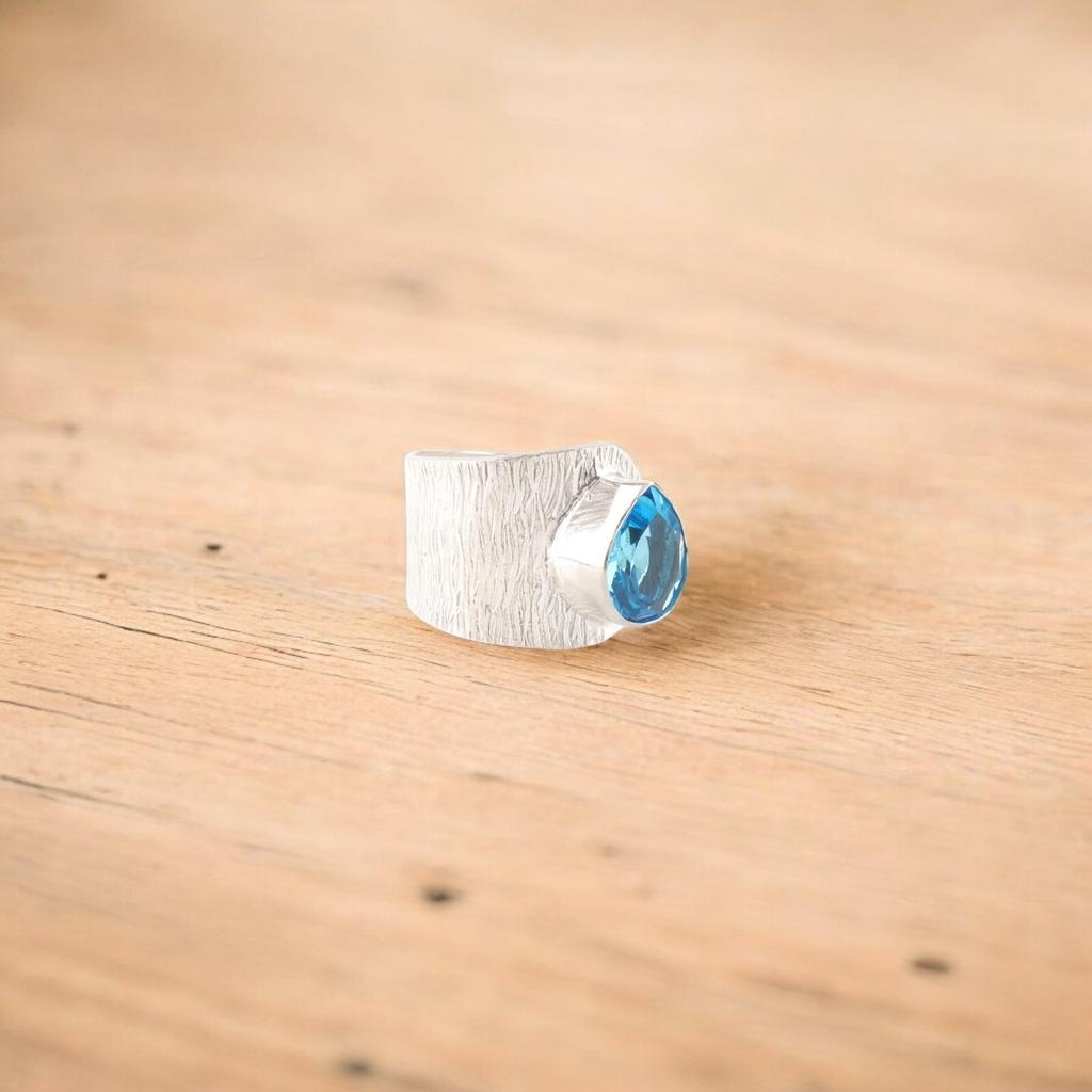 Swiss Blue Topaz Gemstone 925 Sterling Silver Jewelry Handcrafted Wedding Ring RR-63-2