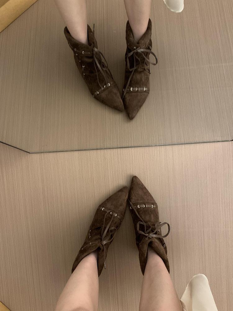 Retro western cowboy boots women s autumn and winter fashionable small inner height increasing pleated medium boots 40 коричневый 4100₽