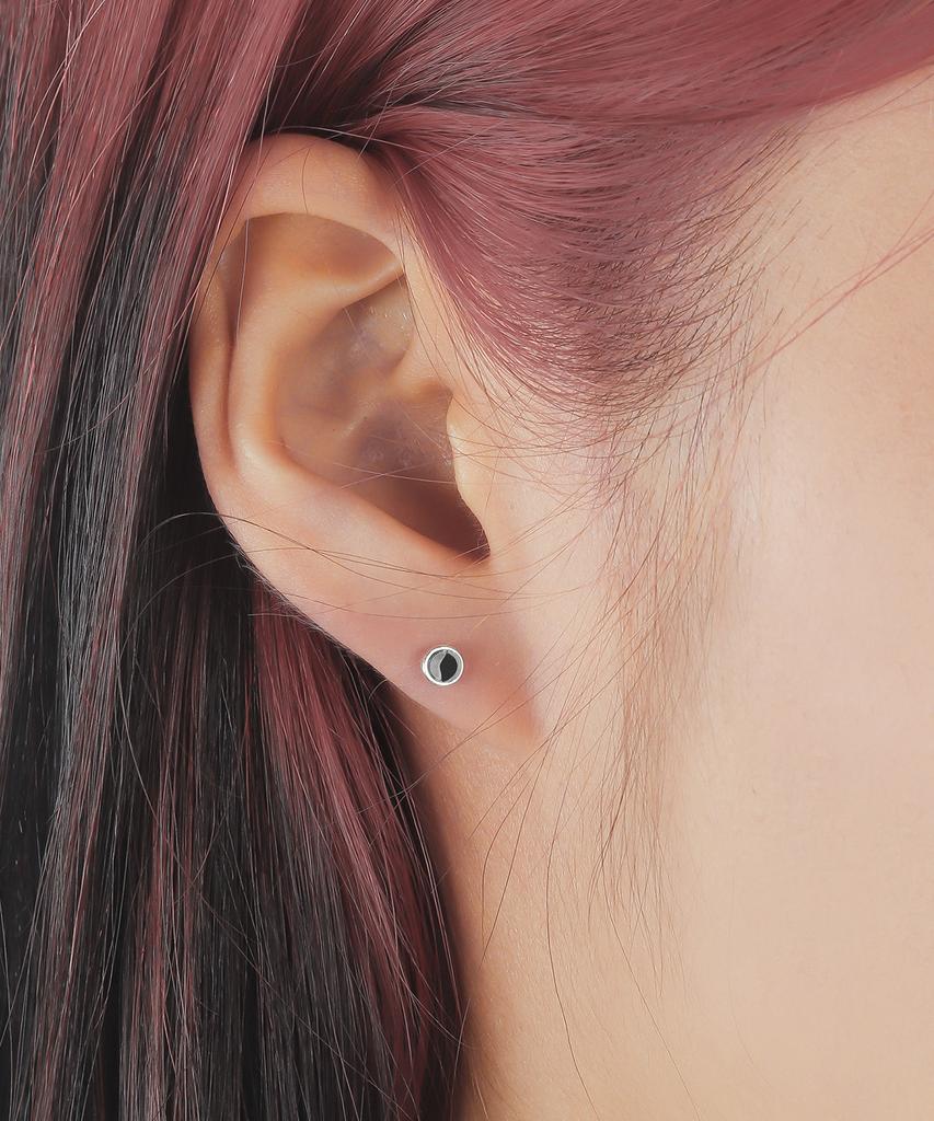 Nonenon Dot Ear