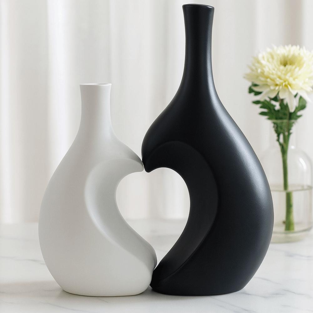 A Set Elegant Irregular Shape Vase Heart-Shaped Flower Arrangement Vase Creative Ceramic Vase