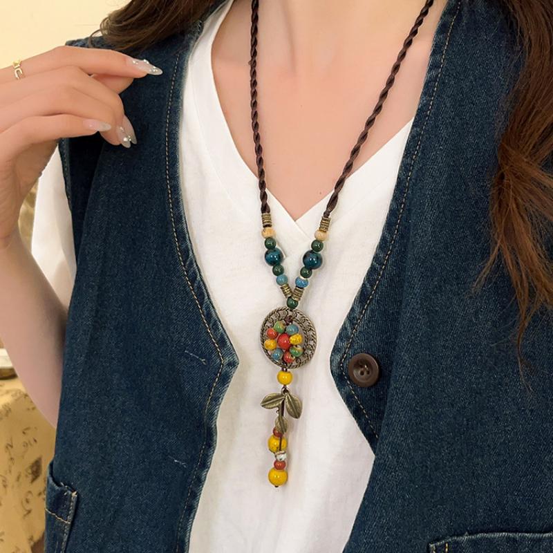 Ceramic Pendant Necklace for Women, Retro Ethnic Style Personalized Versatile Sweater Chain