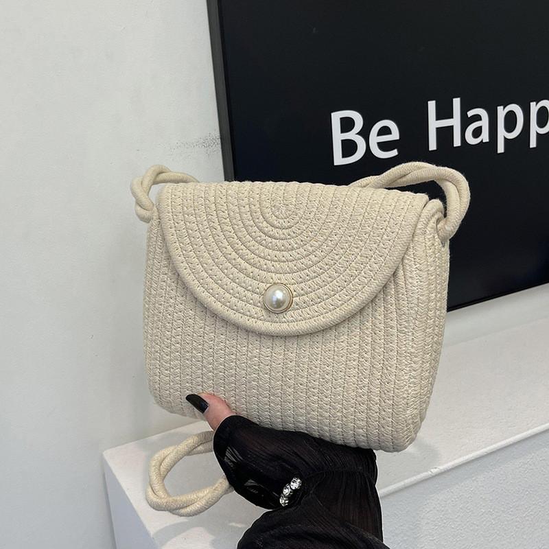 Trendy Ins Style Woven Small Square Bag For Women Casual Street Fashion Accessory