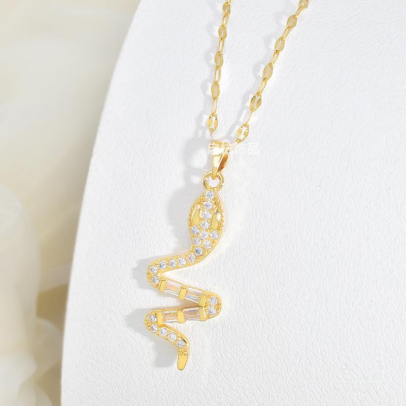 Small Snake Necklace Female Personality Versatile Trend Zircon Animal Pendant Collarbone Chain
