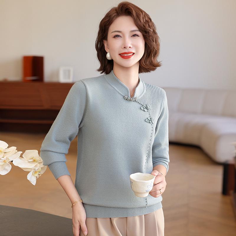 

Mom s Red Winter Sweater: Festive Knitwear for Middle-Aged & Elderly Women - Stylish and Noble Solid Color Base Layer L (up to 105 kg)