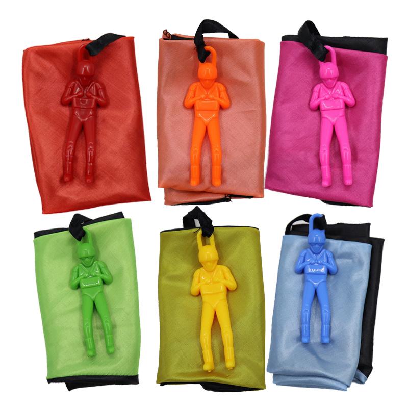 2/4 Adet Mini El Atılan Paraşüt Çocuklar İçin Dış Mekan Yenilikçi Eğlenceli Oyuncaklar Eğitici Ebeveyn-Çocuk Etkileşimi Uçan Spor Hediye TMZ