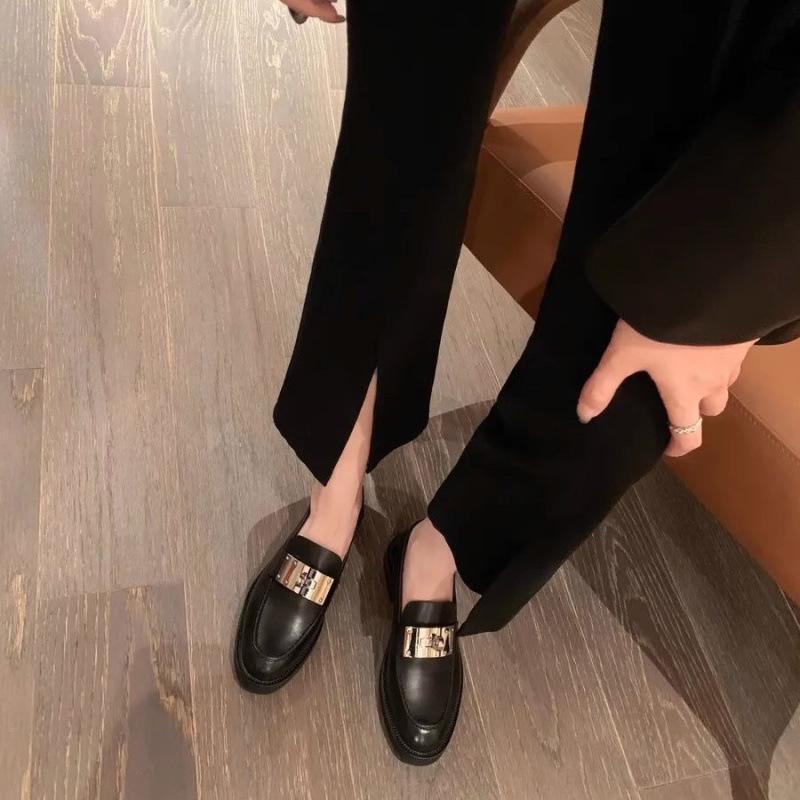 Shoes Metal Lock Leather Thick Heel Lazy Loafer Single Shoes Women's Small Leather Shoes Autumn