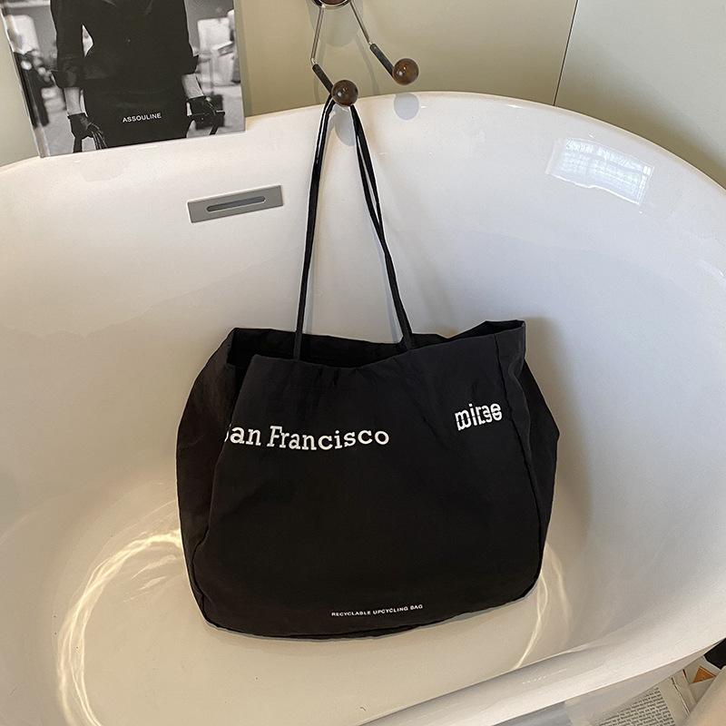 2025 summer new foreign-style texture personalized large-capacity bag fashion trend women's niche shoulder tote bag