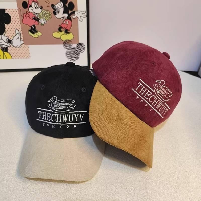 Cute Cartoon Duck Embroidery Baseball Hat For Stylish Men Women Perfect For Autumn Winter