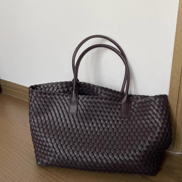 IELGY Ladies Tote Bag Simple Large-Capacity Woven Portable Shoulder Bag