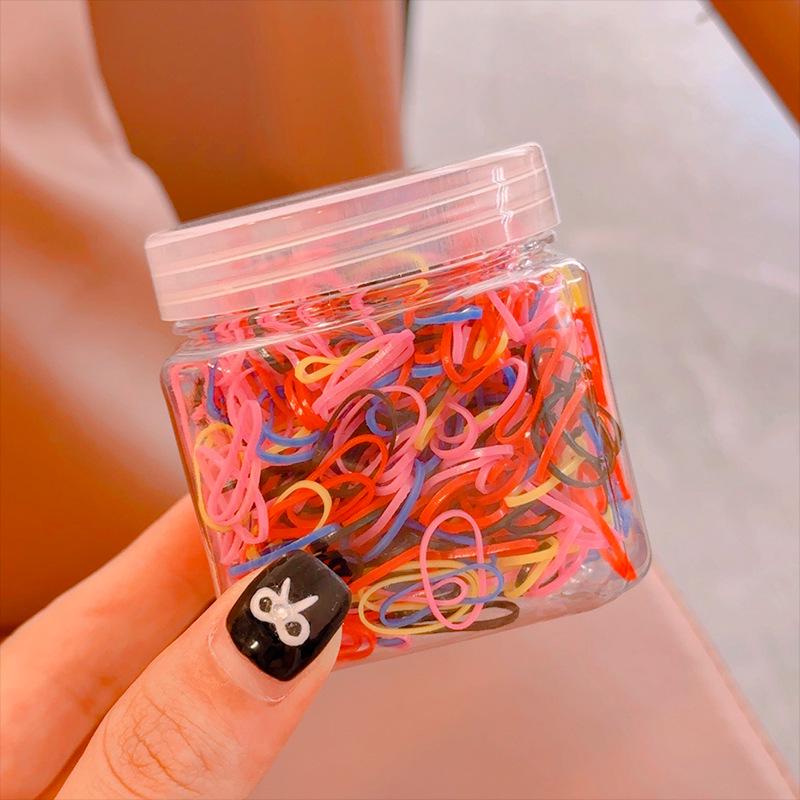 Jarred Rubber Hair Bands: No-Damage, Strong, and Unbreakable Hair Ties