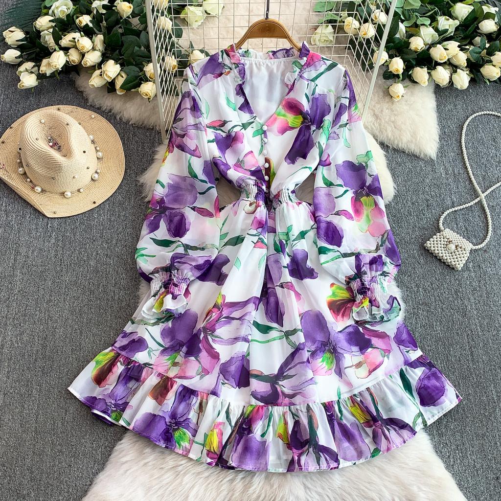 French holiday style super fairy chiffon printed V-neck dress women's elastic waist and thin ruffle edge medium and long dress