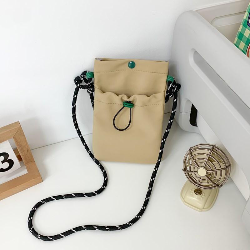 

Minimalist Style Lightweight Drawstring Canvas Small Bag: Versatile Mini Single-Shoulder Crossbody Coin Purse for Mobile Phones 13x19x1cm хаки