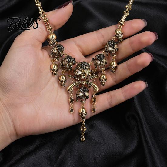 Accessori Estetica Oscura Collana con Teschio e Nappe Multistrato Vintage, Bracciale Collana Horror da Donna per Gioielli di Moda Edgy Donna, Gotico Halloween