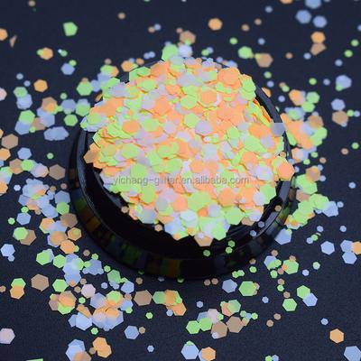 Eco Friendly Factory PET Flakes Neon Matte Chunky Glitter Tumbler Craft Glitter Sequins for Nail Arts Cups Christmas Decoration