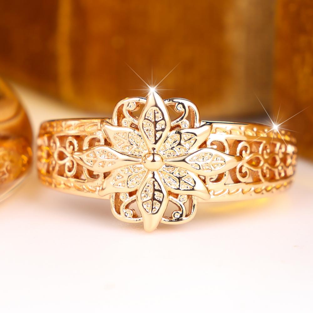 Vintage Gold Color Flower Ring for Women Hollow Out Zircon Daily Party Fashion Jewelry Gift