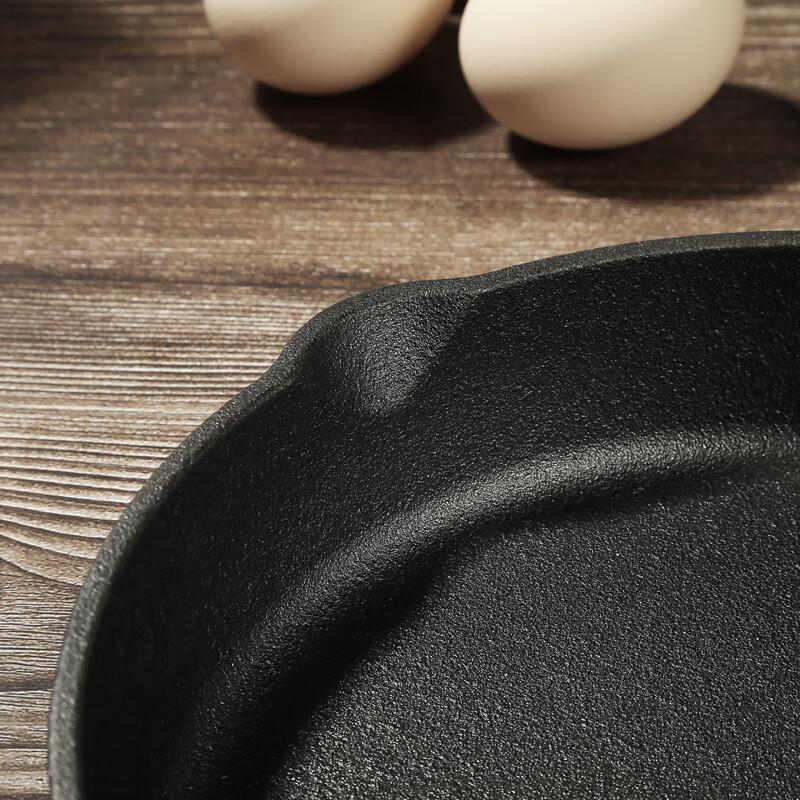 Telssida Thick Cast Iron Small Flat-Bottom Pan, Uncoated Steak Griddle, Non-Stick Egg Pan, Raw Iron Mini Breakfast Pan, 20cm