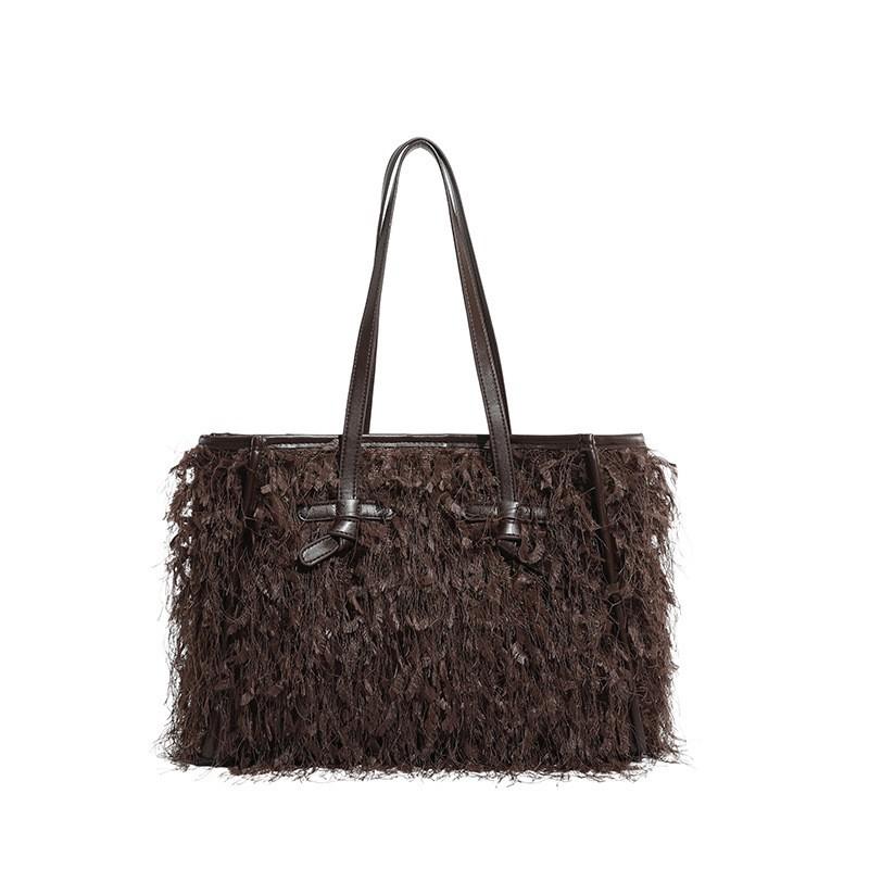 

Plush Bag Women s Large Capacity Niche Texture Wool Tote High-end Shoulder