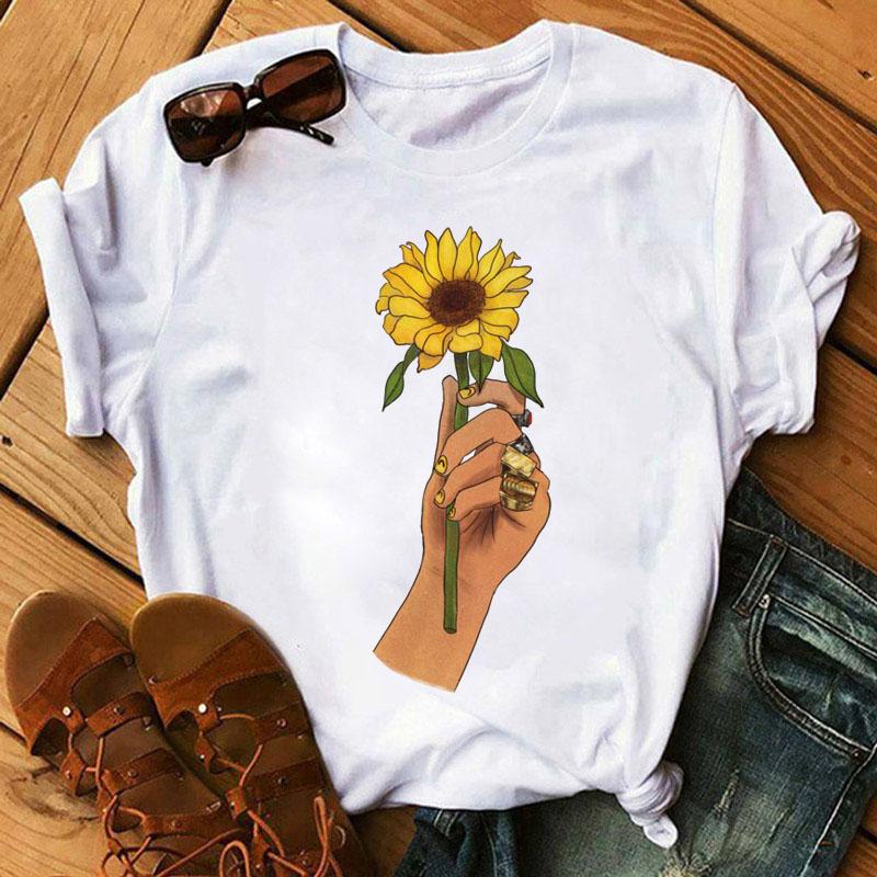 Fashion Women T Shirt Red Rose Flower Printed T-Shirt Harajuku Short Sleeve Tops Female Ladies Cute Graphic Tee Shirts T-Shirt