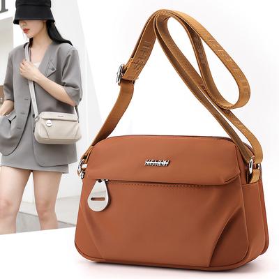 Mode Herbst und Winter Einfache Nylon Umhängetasche Schlichte Vielseitige Messenger Bag Große Kapazität Damen Freizeittasche