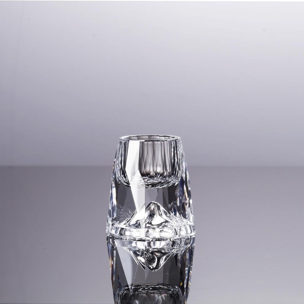 Crystal Baijiu Cups and Decanter Set - Luxury Glassware for Home and Bar Use