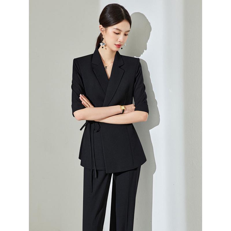 2797 Plus Size Women's Light Luxury Slimming Suit: Mature Style Two-Piece Set with Micro Flare Pants