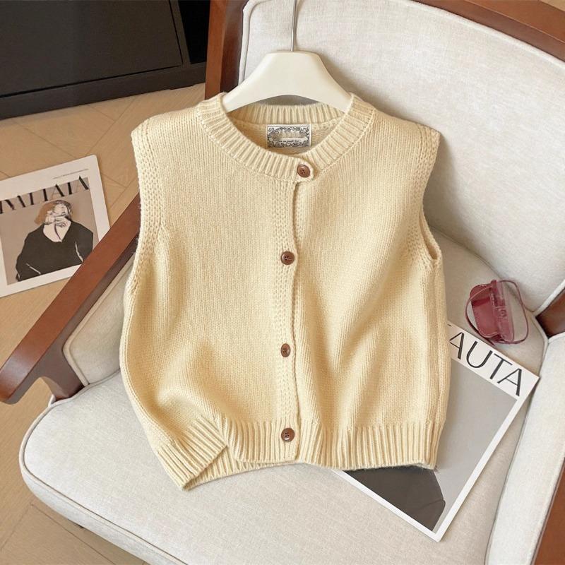 French White Stacked Vest Cardigan Sweater for Women in Early Autumn, Slim and Loose, Versatile Knitted Vest and Waistcoat Top